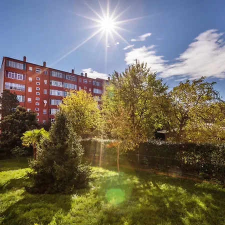 Maison Apartament *